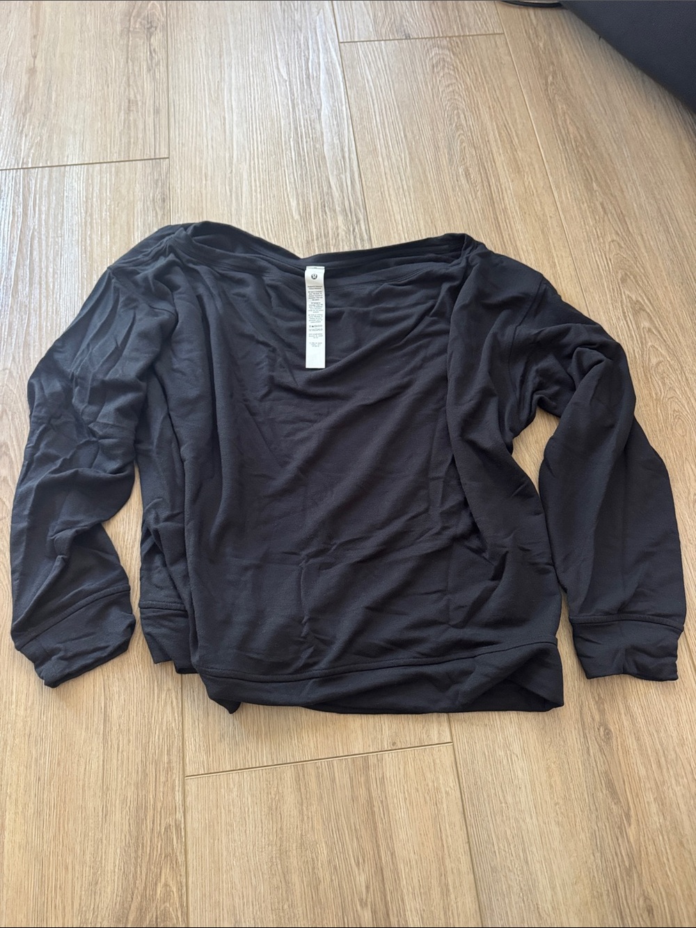 LULULEMON BE CALM oversized boatneck long sleeve black like new